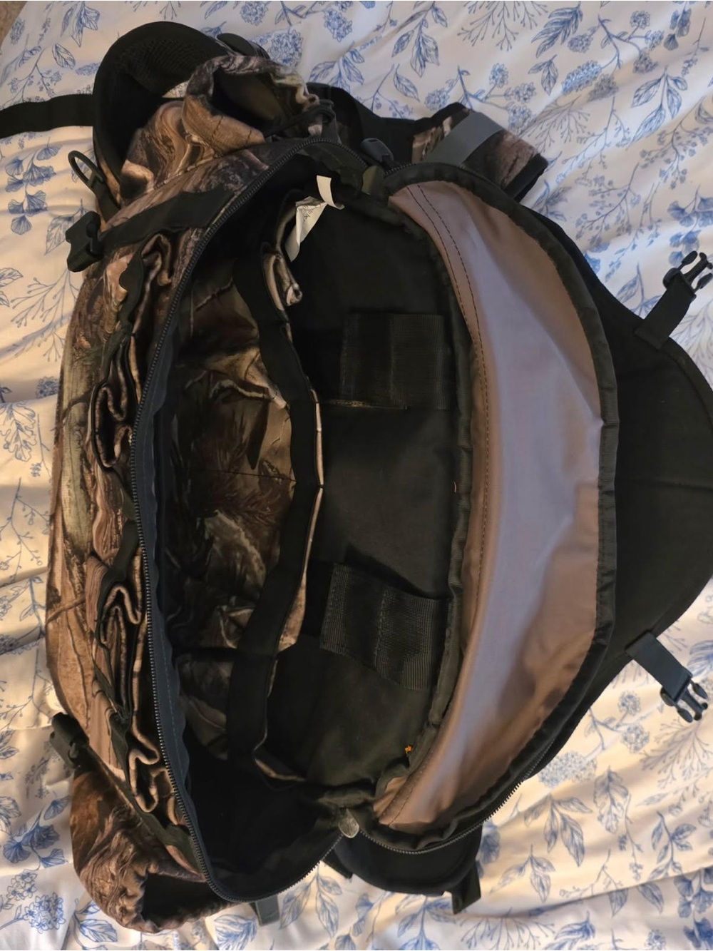 Men's Camouflage Belt Bag - Brown/Black